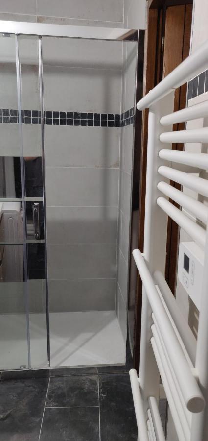 Detente - Appartement Et Poutres Apparentes ベジエ エクステリア 写真