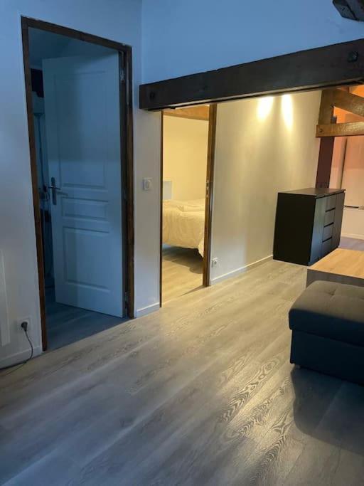Detente - Appartement Et Poutres Apparentes ベジエ エクステリア 写真